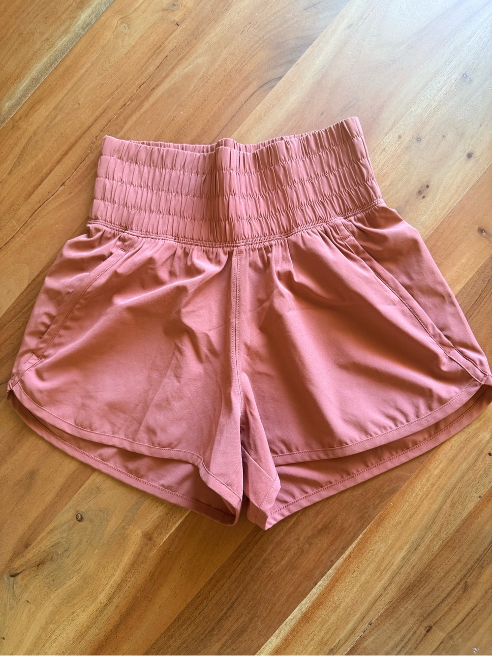 Abercrombie YPB Smocked High-Waist Athletic Shorts in Dusty Rose XS